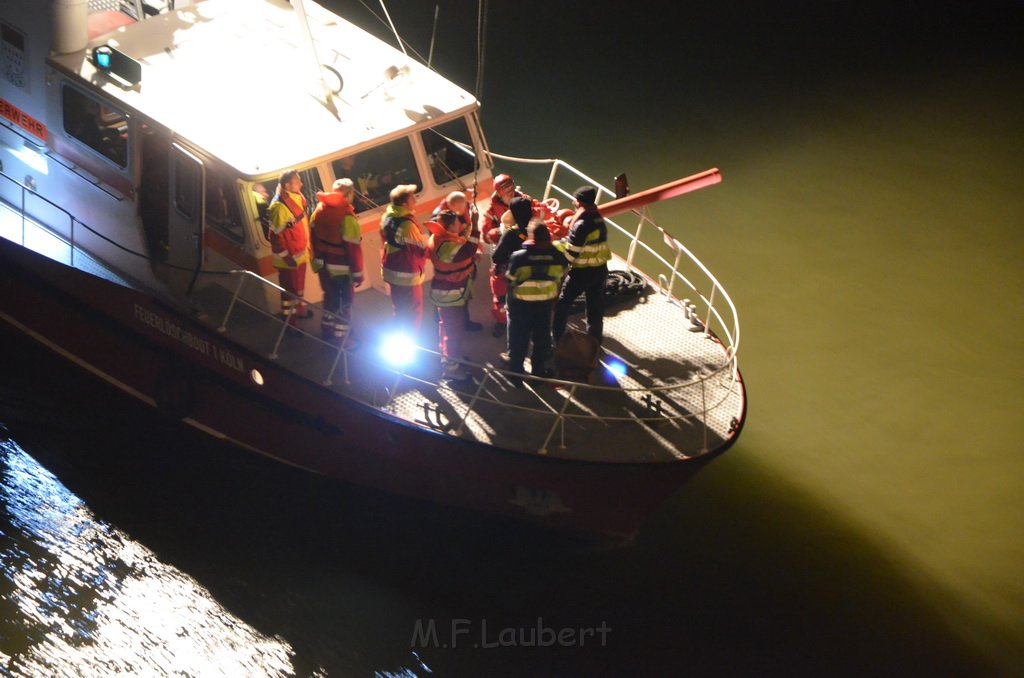 Einsatz BF Hoehenretter Koelner Seilbahn Hoehe Zoobruecke P2460.JPG